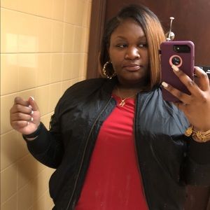 Meet your Posher, Taneiya